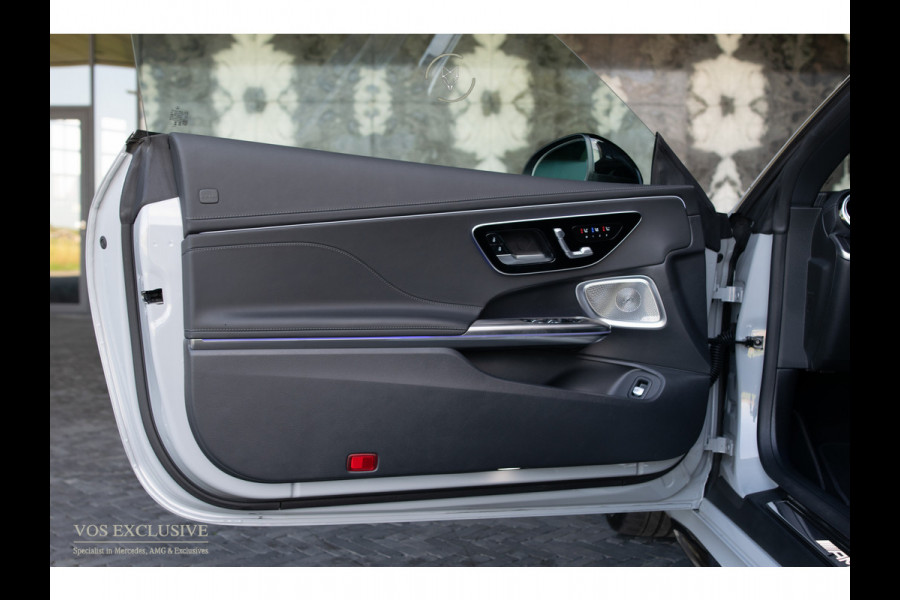 Mercedes-Benz CLE Cabriolet AMG 53 4M Night|Dynamic Plus|Distronic|Keyless|360°|Manufaktur|Massage|HUD|20''|Drivers Pack|Burmester 3D