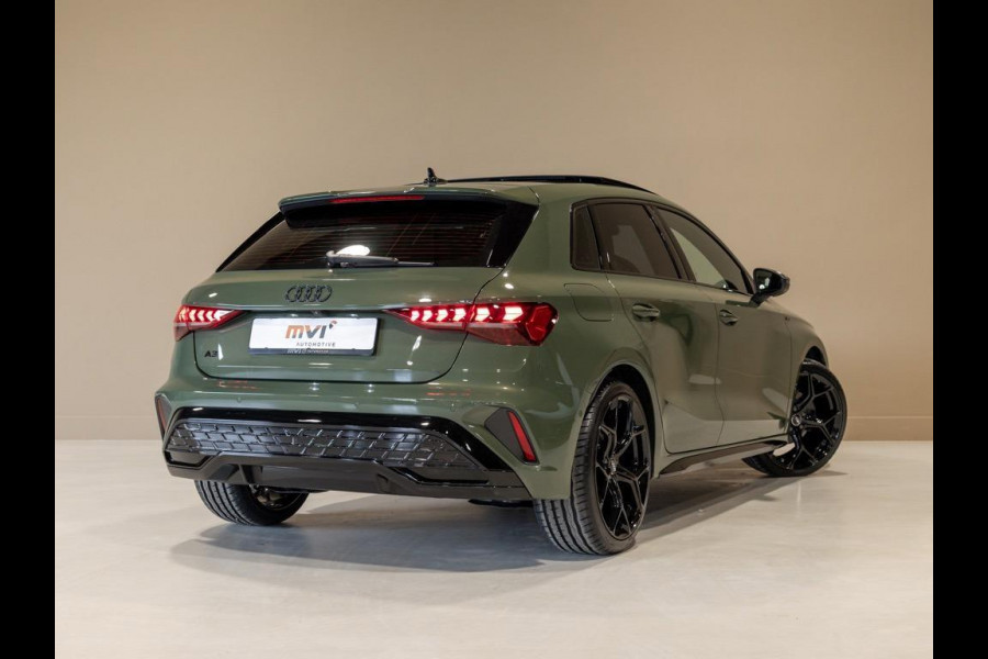 Audi A3 Sportback 35 TFSI 2x S-Line edition / 150pk / Panorama dak / Sonos / Achteruitrij camera /