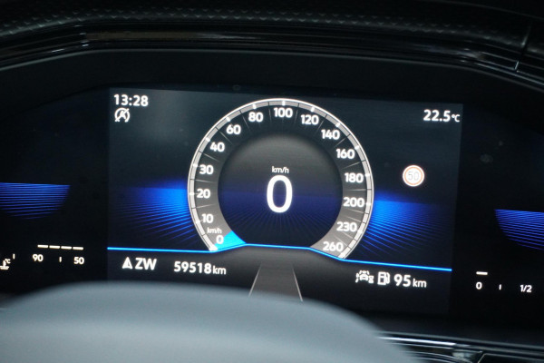 Volkswagen T-Cross 1.0 TSI Life + CAMERA / TREKHAAK / APPLE CARPLAY