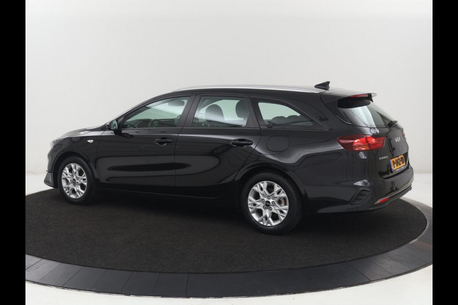 Kia Ceed 1.0 T-GDi ComfortLine | Adaptive cruise | Carplay | Camera | DAB | Climate control | Bluetooth | 16'' lichtmetalen velgen