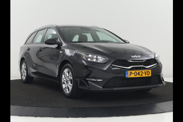 Kia Ceed 1.0 T-GDi ComfortLine | Adaptive cruise | Carplay | Camera | DAB | Climate control | Bluetooth | 16'' lichtmetalen velgen