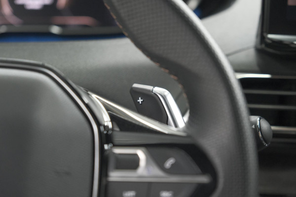 Peugeot 3008 PureTech 130 EAT8 GT Black Pack | Camera | Adaptieve Cruise Control | Elektronische Kofferklep | Apple Carplay