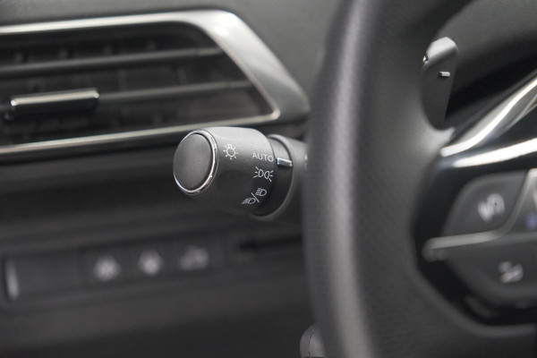 Peugeot 3008 PureTech 130 EAT8 GT Black Pack | Camera | Adaptieve Cruise Control | Elektronische Kofferklep | Apple Carplay
