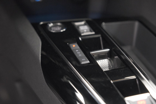Peugeot 3008 PureTech 130 EAT8 GT Black Pack | Camera | Adaptieve Cruise Control | Elektronische Kofferklep | Apple Carplay