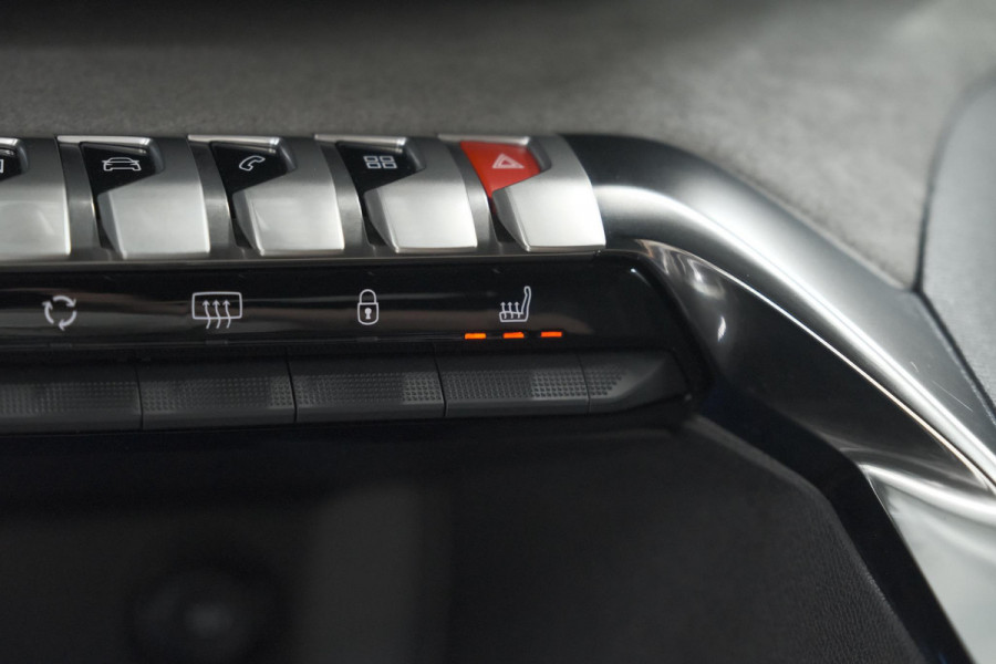 Peugeot 3008 PureTech 130 EAT8 GT Black Pack | Camera | Adaptieve Cruise Control | Elektronische Kofferklep | Apple Carplay