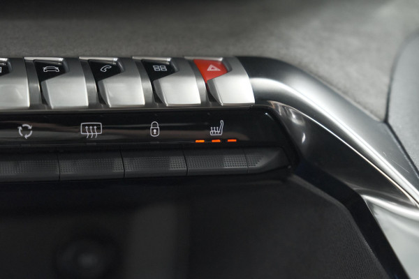 Peugeot 3008 PureTech 130 EAT8 GT Black Pack | Camera | Adaptieve Cruise Control | Elektronische Kofferklep | Apple Carplay