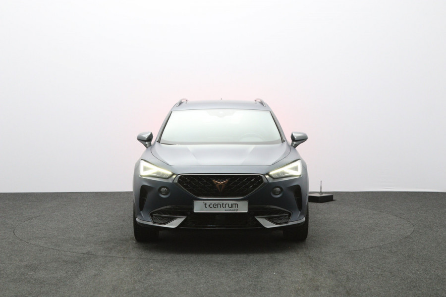 CUPRA Formentor 1.4 e-Hybrid 204 PK Performance PHEV, Panoramadak, Kuipstoelen, Memory, Adap. Cruise Control