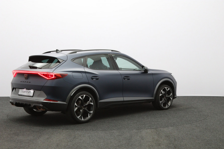CUPRA Formentor 1.4 e-Hybrid 204 PK Performance PHEV, Panoramadak, Kuipstoelen, Memory, Adap. Cruise Control