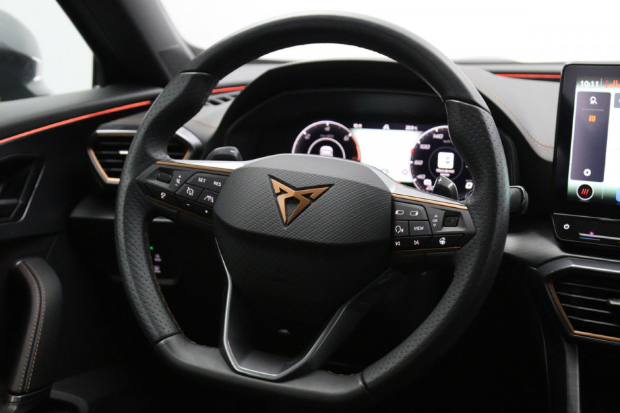 CUPRA Formentor 1.4 e-Hybrid 204 PK Performance PHEV, Panoramadak, Kuipstoelen, Memory, Adap. Cruise Control