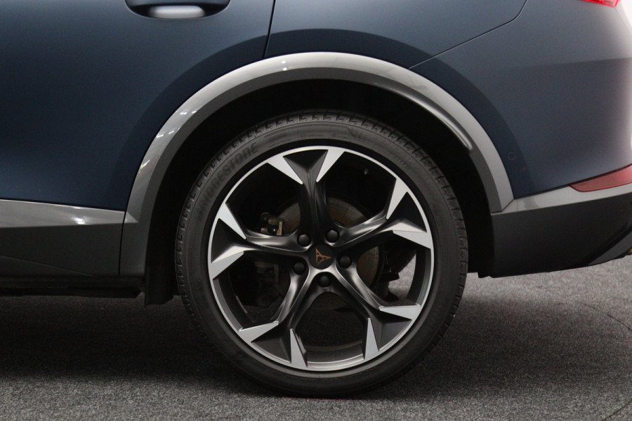 CUPRA Formentor 1.4 e-Hybrid 204 PK Performance PHEV, Panoramadak, Kuipstoelen, Memory, Adap. Cruise Control