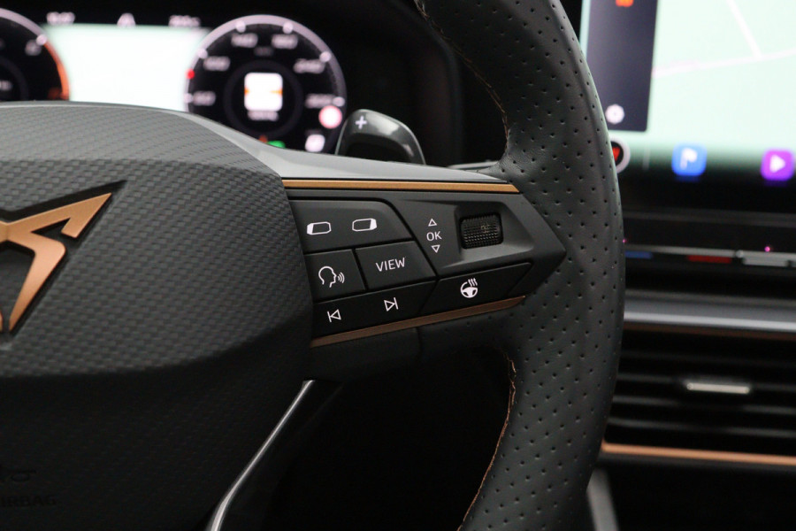 CUPRA Formentor 1.4 e-Hybrid 204 PK Performance PHEV, Panoramadak, Kuipstoelen, Memory, Adap. Cruise Control