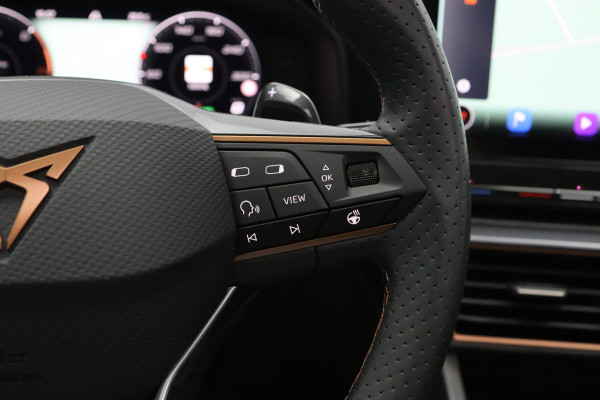 CUPRA Formentor 1.4 e-Hybrid 204 PK Performance PHEV, Panoramadak, Kuipstoelen, Memory, Adap. Cruise Control