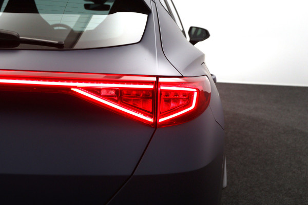 CUPRA Formentor 1.4 e-Hybrid 204 PK Performance PHEV, Panoramadak, Kuipstoelen, Memory, Adap. Cruise Control