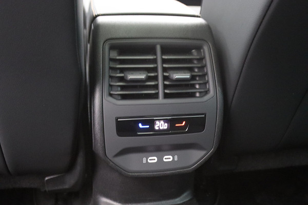 CUPRA Formentor 1.4 e-Hybrid 204 PK Performance PHEV, Panoramadak, Kuipstoelen, Memory, Adap. Cruise Control