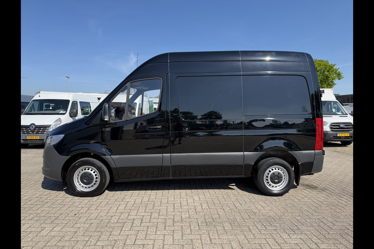 Mercedes-Benz Sprinter 314 2.2 CDI autmaat L1H2 zwart / euro 6 / bpm vij / vaste prijs rijklaar € 23.950 ex btw / lease vanaf € 391 / cruise en climate control / achteruit camera / navigatie