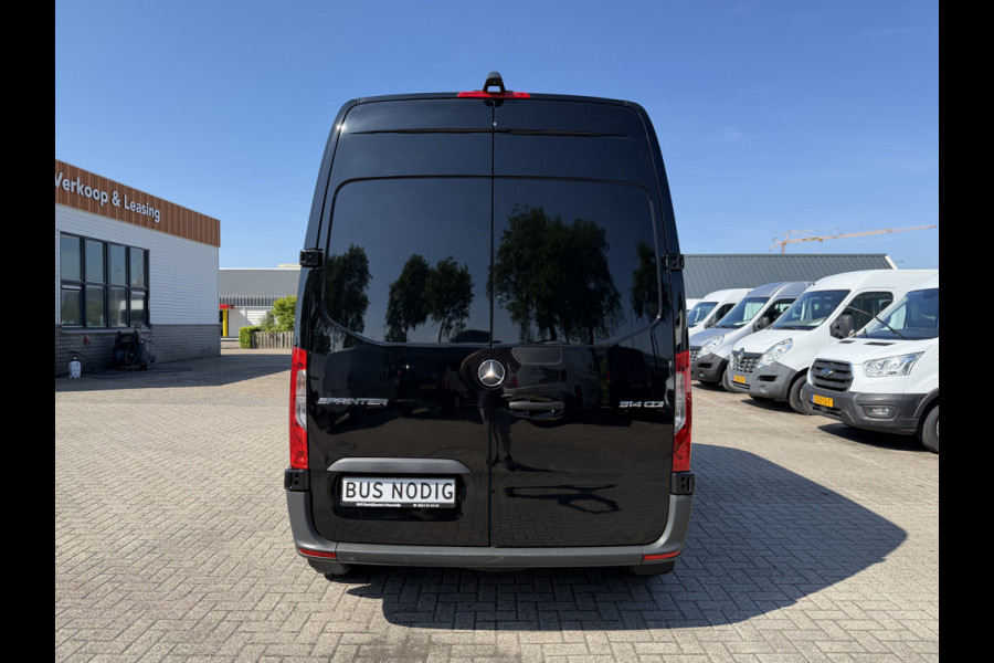 Mercedes-Benz Sprinter 314 2.2 CDI autmaat L1H2 zwart / euro 6 / bpm vij / vaste prijs rijklaar € 23.950 ex btw / lease vanaf € 391 / cruise en climate control / achteruit camera / navigatie