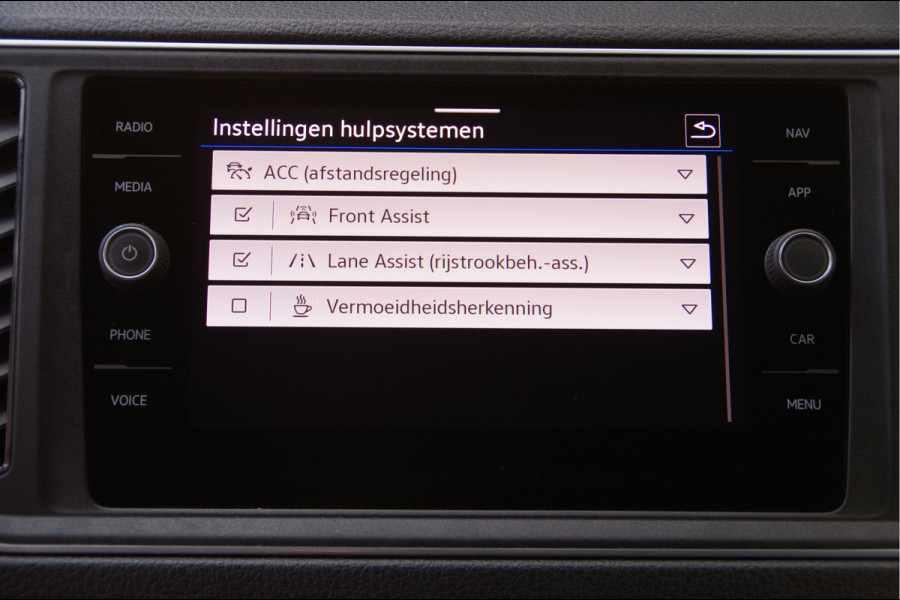 Volkswagen Crafter 35 2.0 TDI L3H2(L2H1) 177PK AUT. LED, 2X SCHUIFDEUR, ADAPT. CRUISE, CAMERA, STUURVERWARMING, LEDER STUUR, CARPLAY, AIRCO, DUBBEL