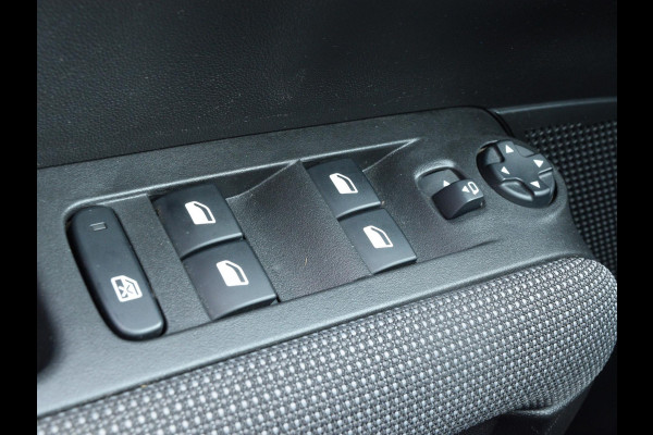 Citroën C3 Aircross 1.2 PureTech S&S Shine CAMERA & SENSOREN | NAVI & CARPLAY | E.C.C. |