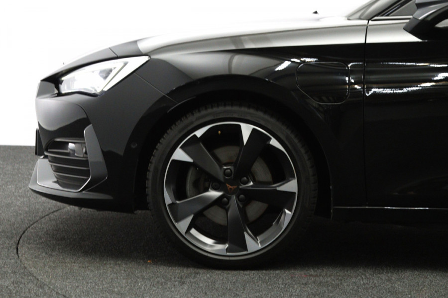 CUPRA Leon Sportstourer 1.4 e-Hybrid Essential, Memory, Stuur- & Stoelverwarming, Camera, Cruise Control
