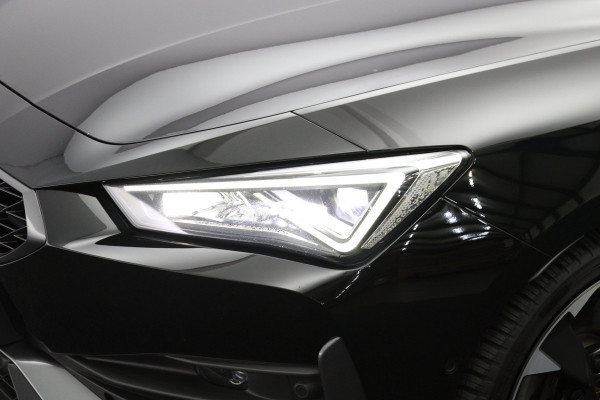 CUPRA Leon Sportstourer 1.4 e-Hybrid Essential, Memory, Stuur- & Stoelverwarming, Camera, Cruise Control