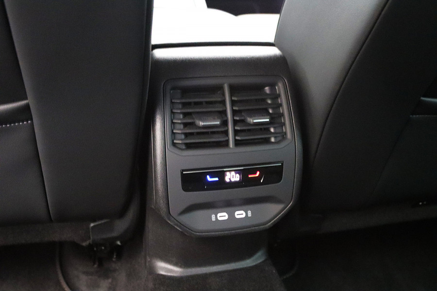 CUPRA Leon Sportstourer 1.4 e-Hybrid Essential, Memory, Stuur- & Stoelverwarming, Camera, Cruise Control