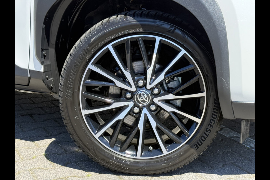 Toyota Yaris Cross 1.5 Hybrid Executive | Pano | Trekhaak | HUD | JBL | Camera | 18 inch