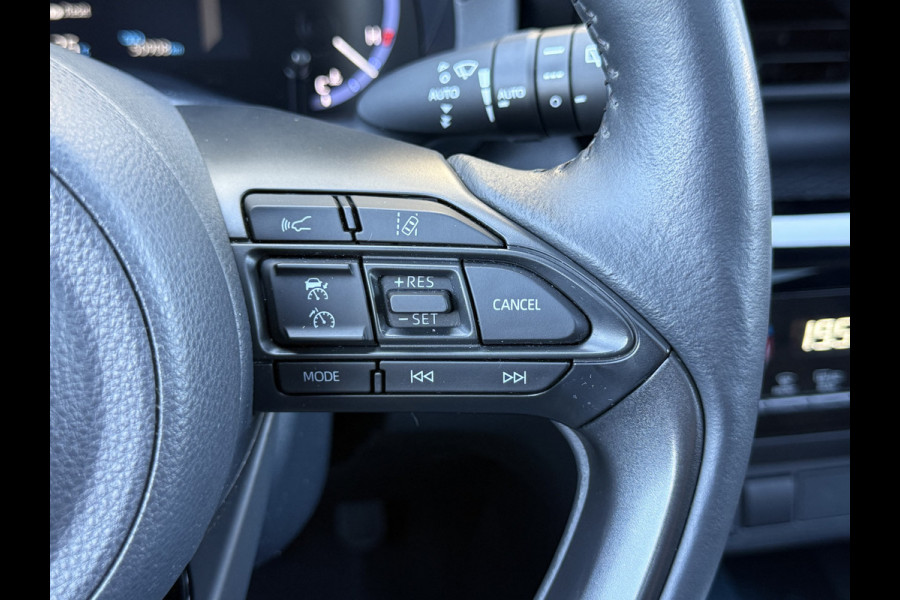 Toyota Yaris Cross 1.5 Hybrid Executive | Pano | Trekhaak | HUD | JBL | Camera | 18 inch