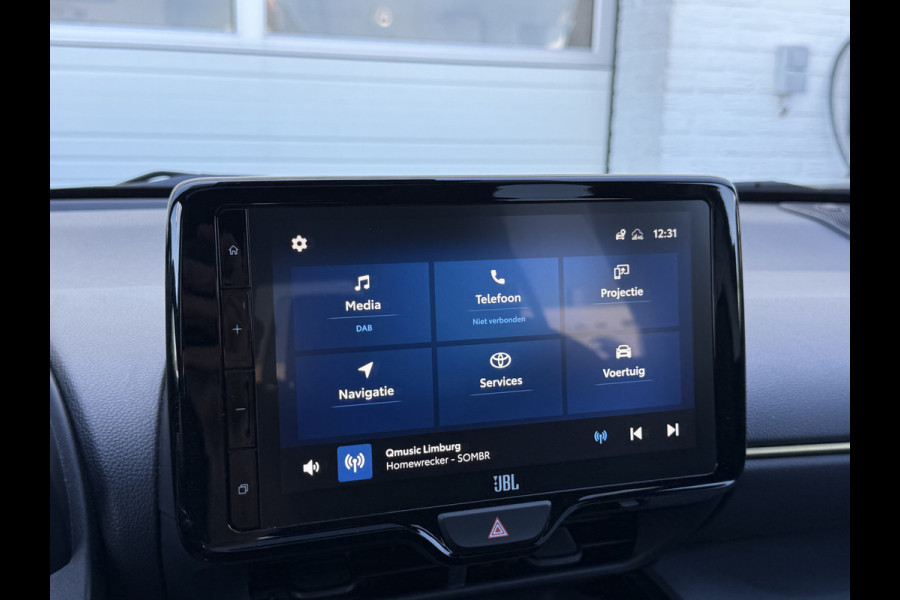 Toyota Yaris Cross 1.5 Hybrid Executive | Pano | Trekhaak | HUD | JBL | Camera | 18 inch