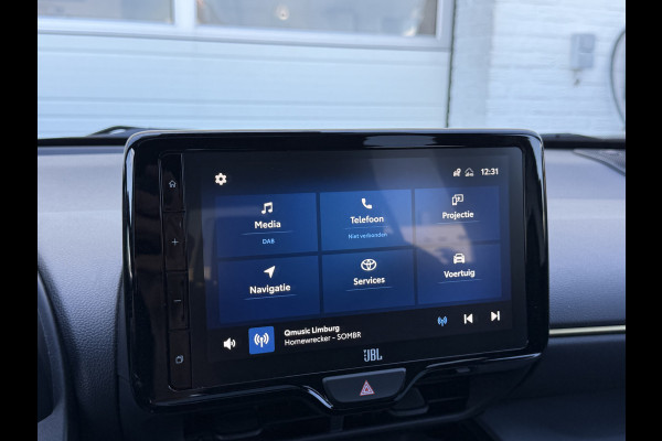 Toyota Yaris Cross 1.5 Hybrid Executive | Pano | Trekhaak | HUD | JBL | Camera | 18 inch