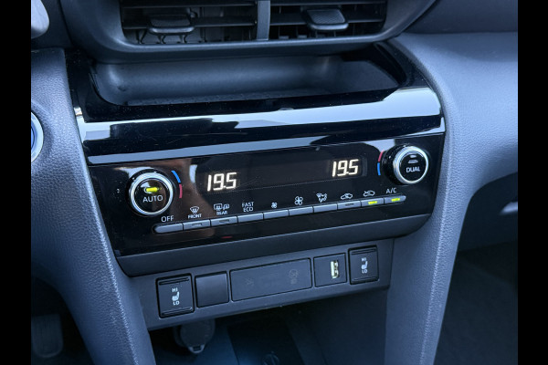 Toyota Yaris Cross 1.5 Hybrid Executive | Pano | Trekhaak | HUD | JBL | Camera | 18 inch