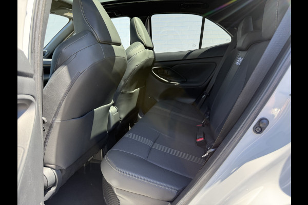 Toyota Yaris Cross 1.5 Hybrid Executive | Pano | Trekhaak | HUD | JBL | Camera | 18 inch