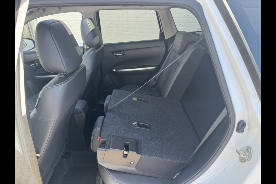 Suzuki Vitara 1.5 Hybrid Style Automaat Carplay Panorama Camera Adaptieve cruise All season