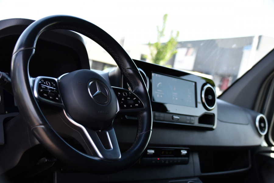 Mercedes-Benz Sprinter 319 V6 3.0 CDI L2H2 PB Edition 360 Camera, Adaptieve Cruise, Carplay, 3500kg Trekhaak, Automaat, 10,5'' Mbux, Sensoren, Uniek!