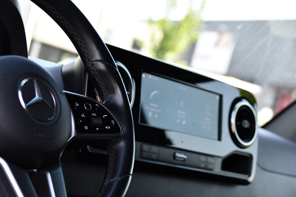 Mercedes-Benz Sprinter 319 V6 3.0 CDI L2H2 PB Edition 360 Camera, Adaptieve Cruise, Carplay, 3500kg Trekhaak, Automaat, 10,5'' Mbux, Sensoren, Uniek!