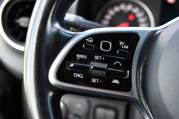 Mercedes-Benz Sprinter 319 V6 3.0 CDI L2H2 PB Edition 360 Camera, Adaptieve Cruise, Carplay, 3500kg Trekhaak, Automaat, 10,5'' Mbux, Sensoren, Uniek!