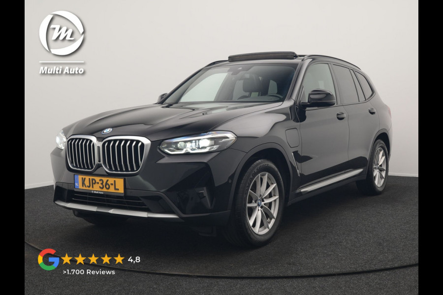BMW X3 xDrive30e X Line FACELIFT PHEV 293pk Dealer O.H. | Trekhaak Af Fabriek | Panodak | Camera | Sfeerverlichting | Lederen Sportstoelen Verwarmd | Apple Carplay | Navigatie | DAB | Virtual | Cruise Control | Plug In Hybrid |