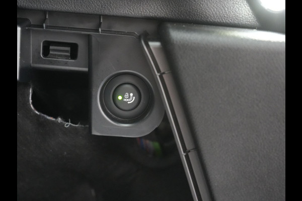 BMW X3 xDrive30e X Line FACELIFT PHEV 293pk Dealer O.H. | Trekhaak Af Fabriek | Panodak | Camera | Sfeerverlichting | Lederen Sportstoelen Verwarmd | Apple Carplay | Navigatie | DAB | Virtual | Cruise Control | Plug In Hybrid |