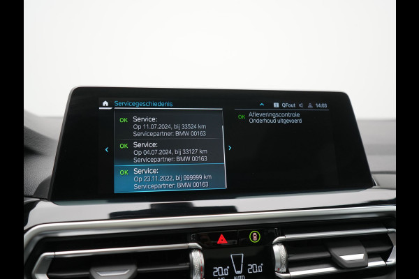 BMW X3 xDrive30e X Line FACELIFT PHEV 293pk Dealer O.H. | Trekhaak Af Fabriek | Panodak | Camera | Sfeerverlichting | Lederen Sportstoelen Verwarmd | Apple Carplay | Navigatie | DAB | Virtual | Cruise Control | Plug In Hybrid |