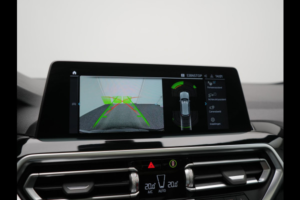 BMW X3 xDrive30e X Line FACELIFT PHEV 293pk Dealer O.H. | Trekhaak Af Fabriek | Panodak | Camera | Sfeerverlichting | Lederen Sportstoelen Verwarmd | Apple Carplay | Navigatie | DAB | Virtual | Cruise Control | Plug In Hybrid |