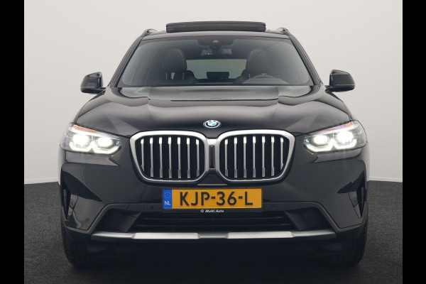 BMW X3 xDrive30e X Line FACELIFT PHEV 293pk Dealer O.H. | Trekhaak Af Fabriek | Panodak | Camera | Sfeerverlichting | Lederen Sportstoelen Verwarmd | Apple Carplay | Navigatie | DAB | Virtual | Cruise Control | Plug In Hybrid |