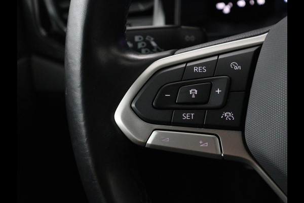 Volkswagen Polo 1.0 TSI Life | Carplay | Navigatie | Parkeerhulp | Adaptive cruise | Airco | File Assistent | Bluetooth | Digital Cockpit | Full LED | Origineel NL