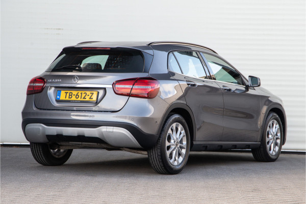 Mercedes-Benz GLA 180 Business Solution Camera, Navi, PDC 2018