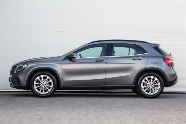 Mercedes-Benz GLA 180 Business Solution Camera, Navi, PDC 2018