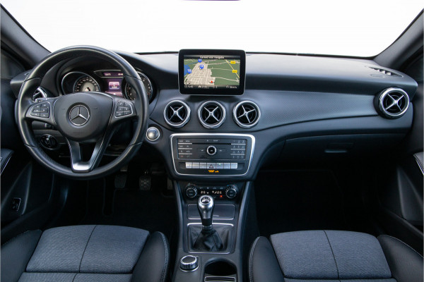 Mercedes-Benz GLA 180 Business Solution Camera, Navi, PDC 2018