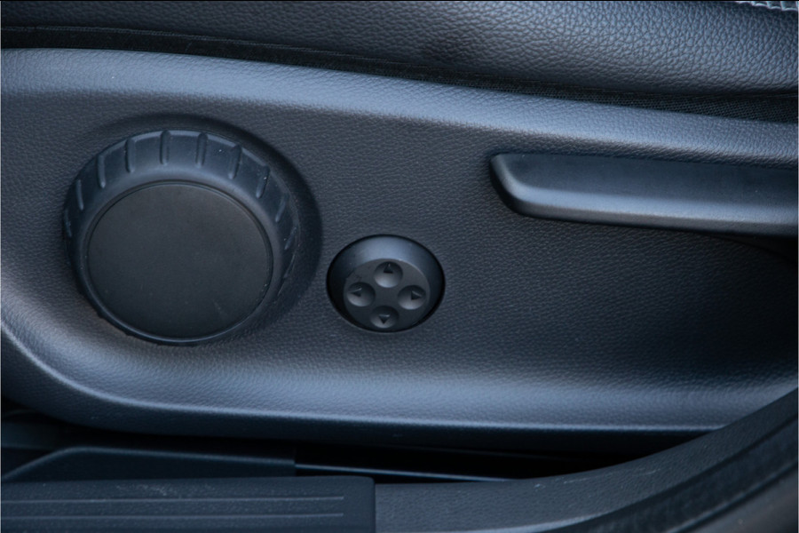 Mercedes-Benz GLA 180 Business Solution Camera, Navi, PDC 2018