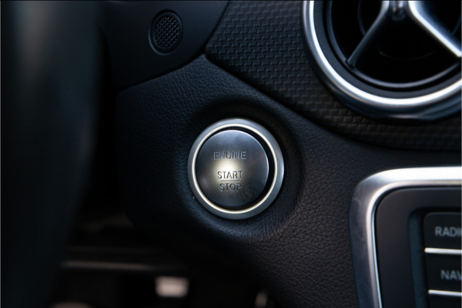 Mercedes-Benz GLA 180 Business Solution Camera, Navi, PDC 2018
