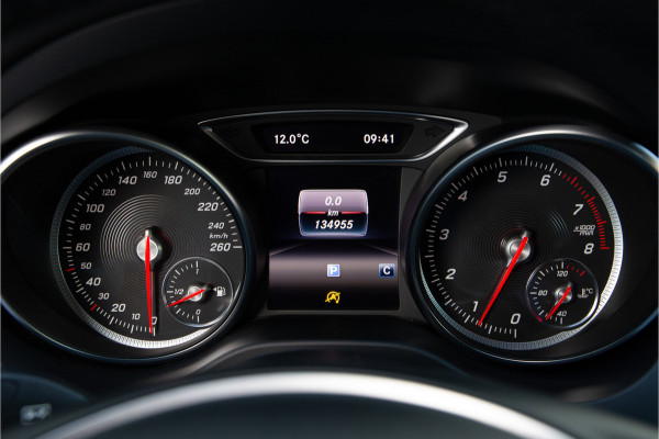 Mercedes-Benz GLA 180 Business Solution Camera, Navi, PDC 2018