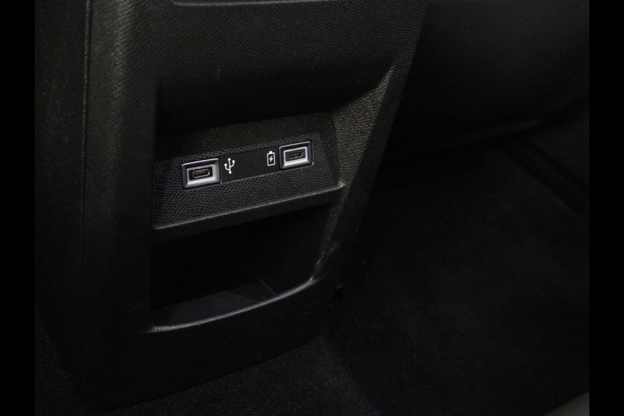 Peugeot 308 1.6 HYbrid 180 Allure Pack Business | SOH 92,4% | Stoelverwarming | Adaptive cruise | Carplay | Half leder | Navigatie | Camera | keyless | Full LED | PHEV | Plug In