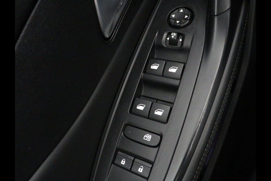 Peugeot 308 1.6 HYbrid 180 Allure Pack Business | SOH 92,4% | Stoelverwarming | Adaptive cruise | Carplay | Half leder | Navigatie | Camera | keyless | Full LED | PHEV | Plug In