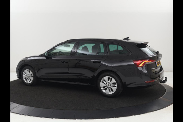 Škoda Octavia 1.0 e-TSI Business Edition | Trekhaak | Adaptive cruise | Carplay | Navigatie | Keyless | Full LED | Parkeerhulp | Virtual Cockpit | Climate control